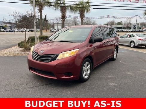 Used 2014 Toyota Sienna L image 30