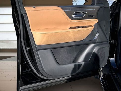 New 2026 INFINITI QX80 Luxe w/ Cargo Package AWD/4WD image 23