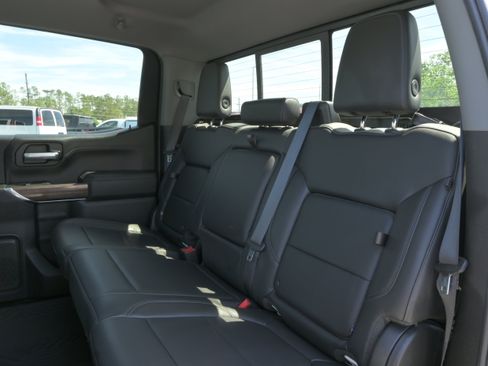 Used 2020 Chevrolet Silverado 1500 LT w/ All-Star Edition image 9
