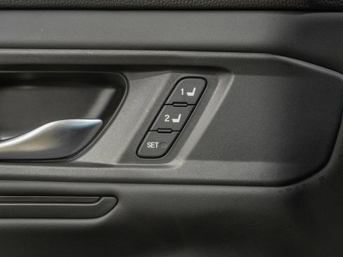 Used 2025 Honda Accord Touring image 41