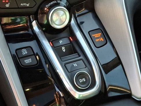 Used 2023 Acura TLX image 19