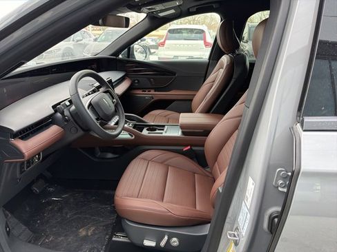 New 2026 Lincoln Nautilus Reserve image 9