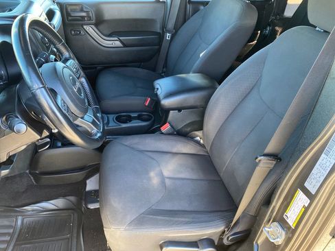 Used 2017 Jeep Wrangler Unlimited Sport w/ Quick Order Package 24S image 11