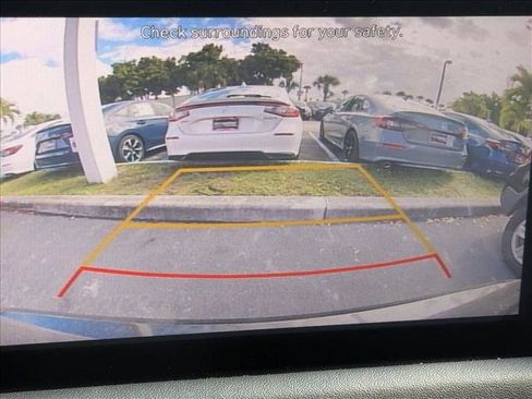 Used 2022 Hyundai Sonata SE w/ Preferred Accessory Package image 12