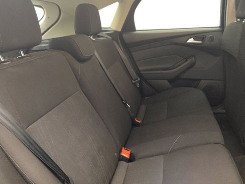 Used 2018 Ford Focus SEL image 19