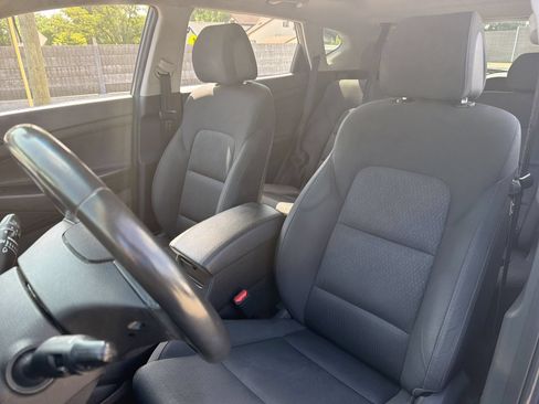 Used 2018 Hyundai Tucson Value AWD/4WD image 18