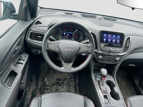 Used 2023 Chevrolet Equinox RS w/ RS Leather Package image 26
