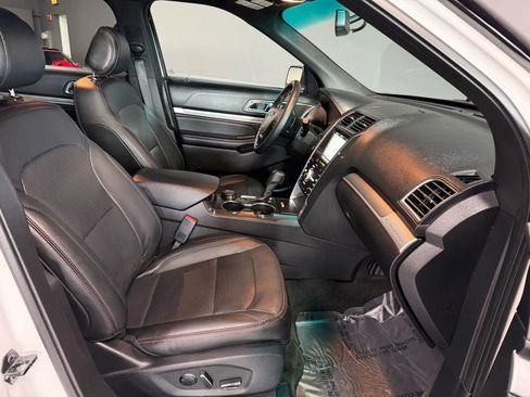 Used 2017 Ford Explorer Sport AWD/4WD image 21