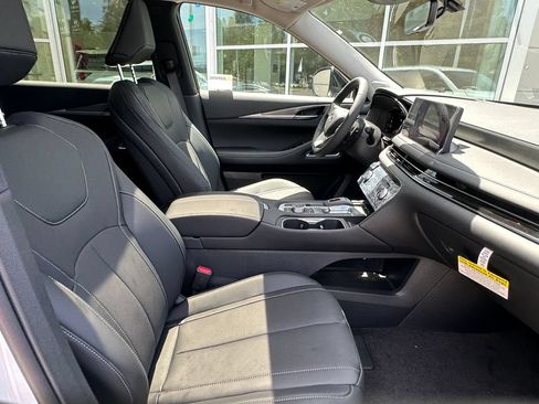 New 2027 INFINITI QX60 Luxe w/ Cargo Package FWD image 14