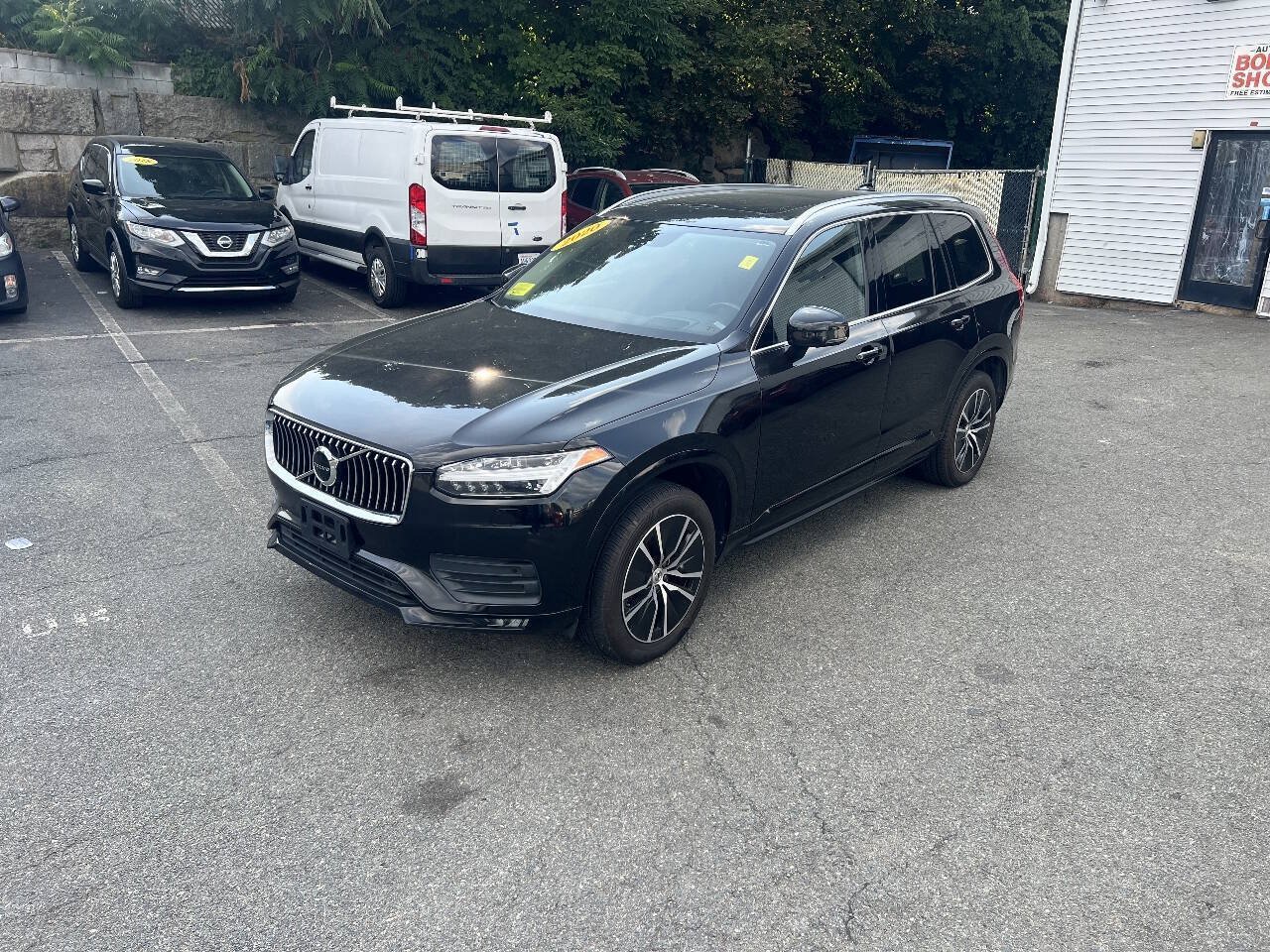 Used 2020 Volvo XC90 T6 Momentum AWD/4WD image 12