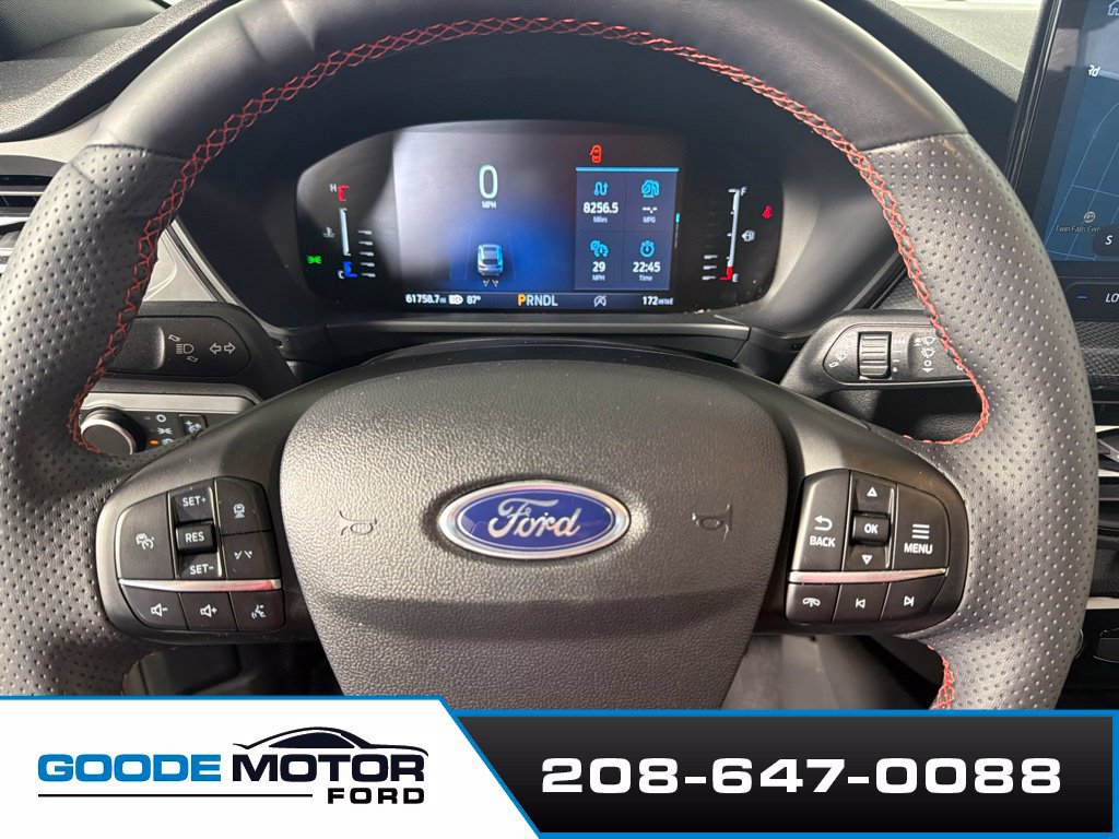 Used 2023 Ford Escape ST-Line w/ Tech Pack #1 AWD/4WD image 12