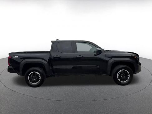 Used 2025 Toyota Tacoma TRD Off-Road image 14