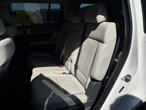 Used 2026 Hyundai Santa Fe SEL AWD/4WD image 40