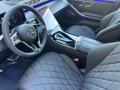 New 2025 Mercedes-Benz S 580 4MATIC Sedan image 4