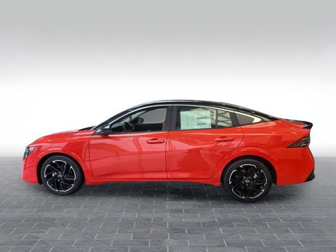New 2026 Nissan Sentra SR w/ SR Premium Package FWD image 3