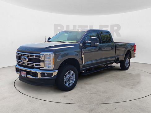 New 2025 Ford F250 XLT image 1
