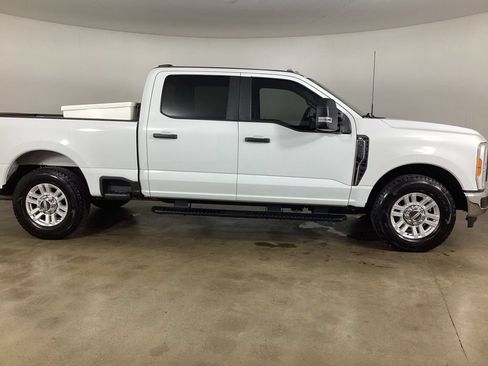 Used 2023 Ford F250 XL w/ XL Chrome Package RWD image 4