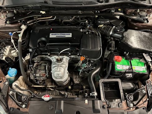 Used 2015 Honda Accord EX-L image 24