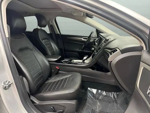 Used 2013 Ford Fusion Energi SE w/ Driver Assist Pkg FWD image 14