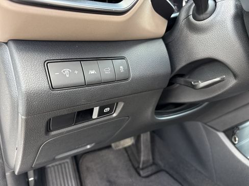 Used 2023 Hyundai Santa Fe SEL AWD/4WD image 16