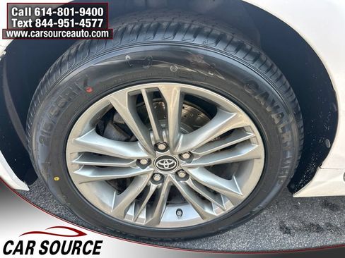 Used 2017 Toyota Camry SE FWD image 17