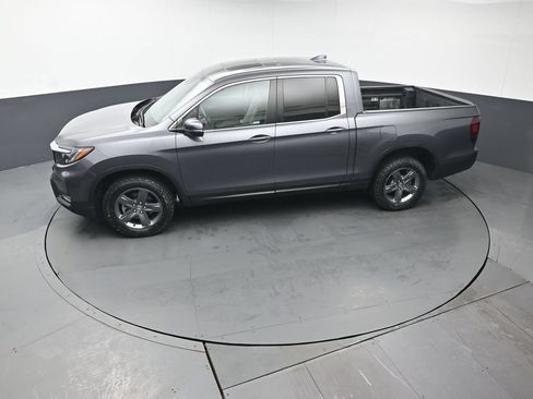Certified 2023 Honda Ridgeline RTL image 38