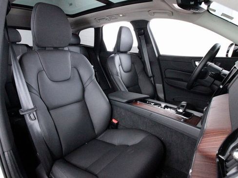 Used 2024 Volvo XC60 T8 Plus w/ Climate Package image 20