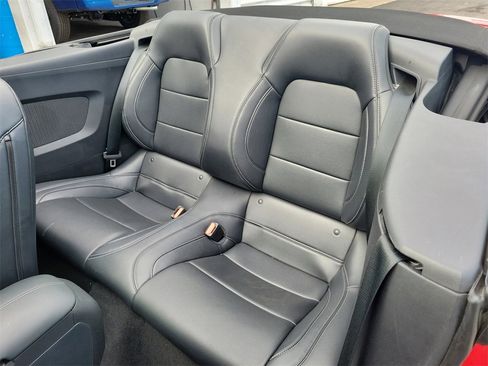 Used 2025 Ford Mustang Premium image 10