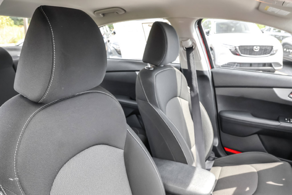 Used 2024 Kia Forte LXS FWD image 36