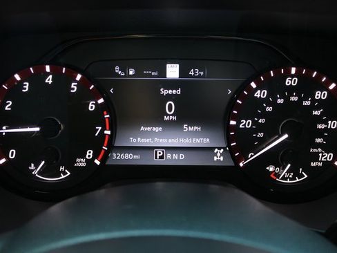 Used 2021 Nissan Titan PRO-4X w/ Pro-4x Convenience Package image 24