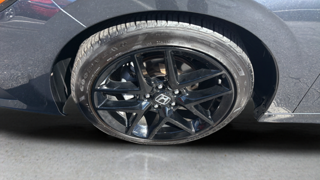 Used 2024 Honda Civic Sport image 10