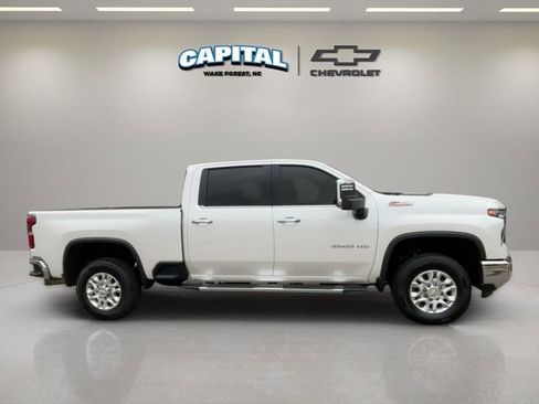 Used 2024 Chevrolet Silverado 2500 LTZ w/ LTZ Premium Package image 6