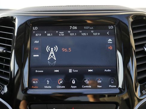 Used 2019 Jeep Cherokee Limited AWD/4WD image 54