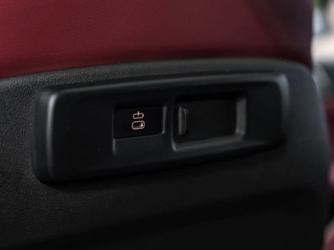 Used 2022 BMW X6 M50i w/ Parking Assistance Package image 51