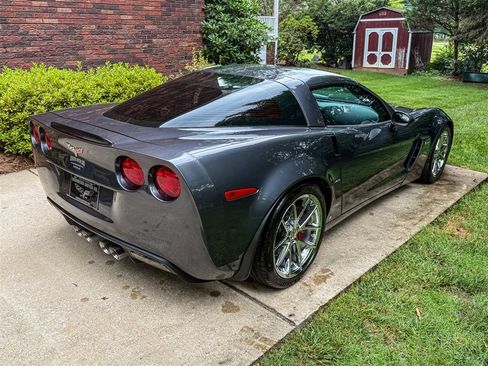 Used 2009 Chevrolet Corvette Z06 w/ Preferred Equipment Group RWD image 35