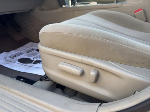 Used 2011 Toyota Camry LE w/ LE Extra-Value Pkg FWD image 25