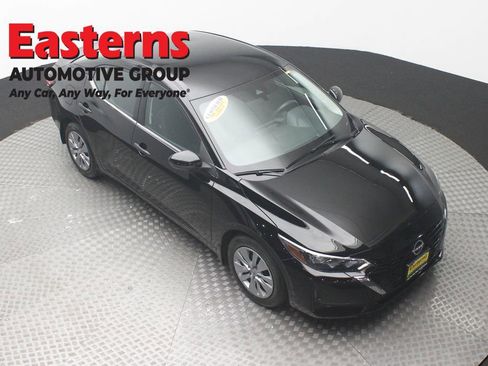 Used 2024 Nissan Sentra S image 3