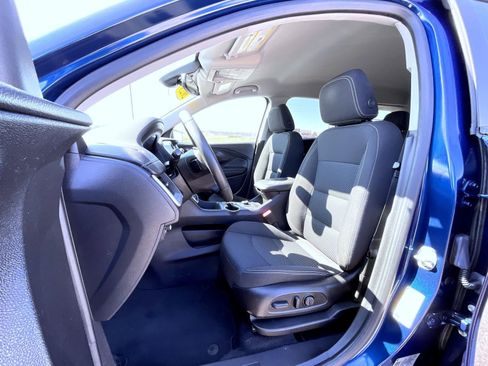 Certified 2023 GMC Terrain SLE w/ Driver Convenience Package image 10