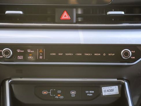 New 2026 Kia Carnival LXS image 6