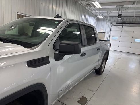 Used 2020 GMC Sierra 1500 4x4 Crew Cab w/ Sierra Value Package image 24