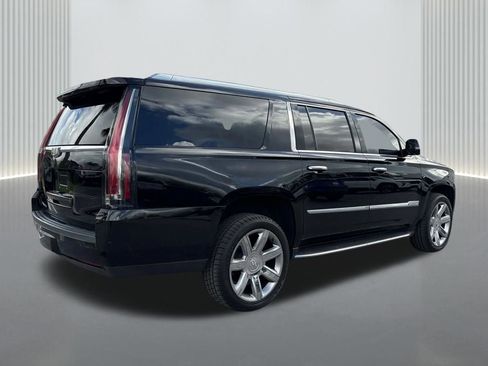 Used 2019 Cadillac Escalade ESV Luxury image 5