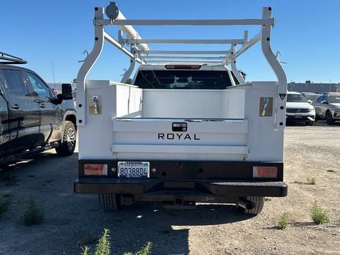 Used 2024 Chevrolet Silverado 2500 W/T w/ WT Convenience Package RWD image 6