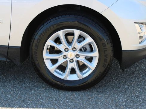 Used 2020 Chevrolet Equinox LT FWD image 5