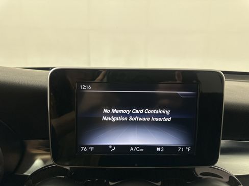 Used 2017 Mercedes-Benz GLC 300 4MATIC image 15