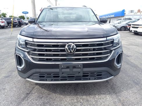 Used 2024 Volkswagen Atlas SE AWD/4WD image 4