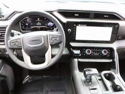 New 2025 GMC Sierra 1500 Denali w/ Denali Reserve Package image 16