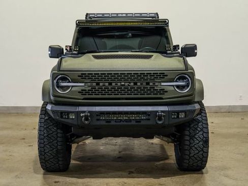 Used 2022 Ford Bronco Wildtrak image 2