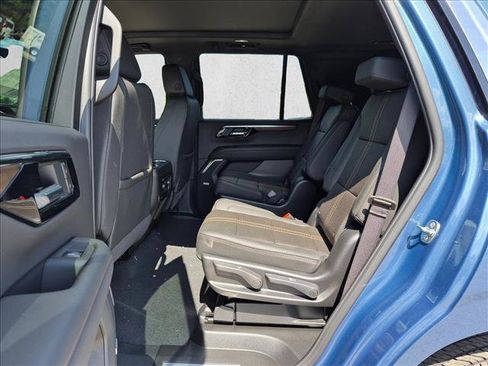 New 2026 Chevrolet Tahoe High Country AWD/4WD image 16