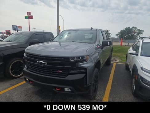 Used 2021 Chevrolet Silverado 1500 LT Trail Boss w/ Convenience Package II AWD/4WD image 1