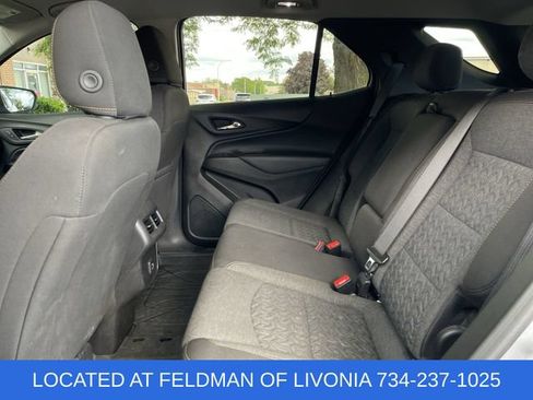 Used 2023 Chevrolet Equinox LT FWD image 23